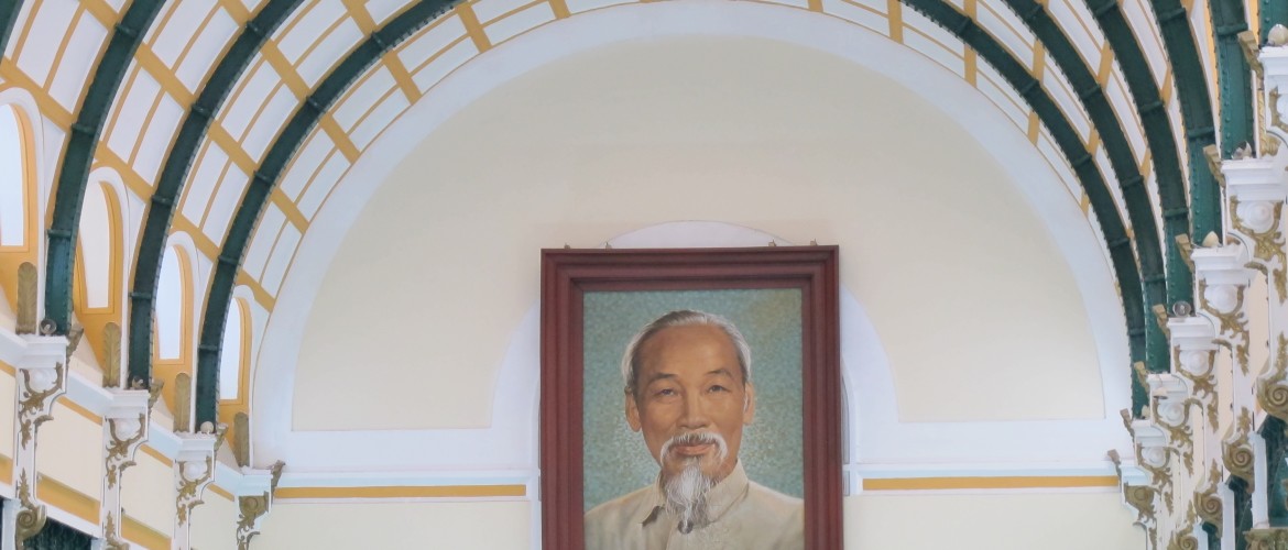 Ho Chi Minh in the post office